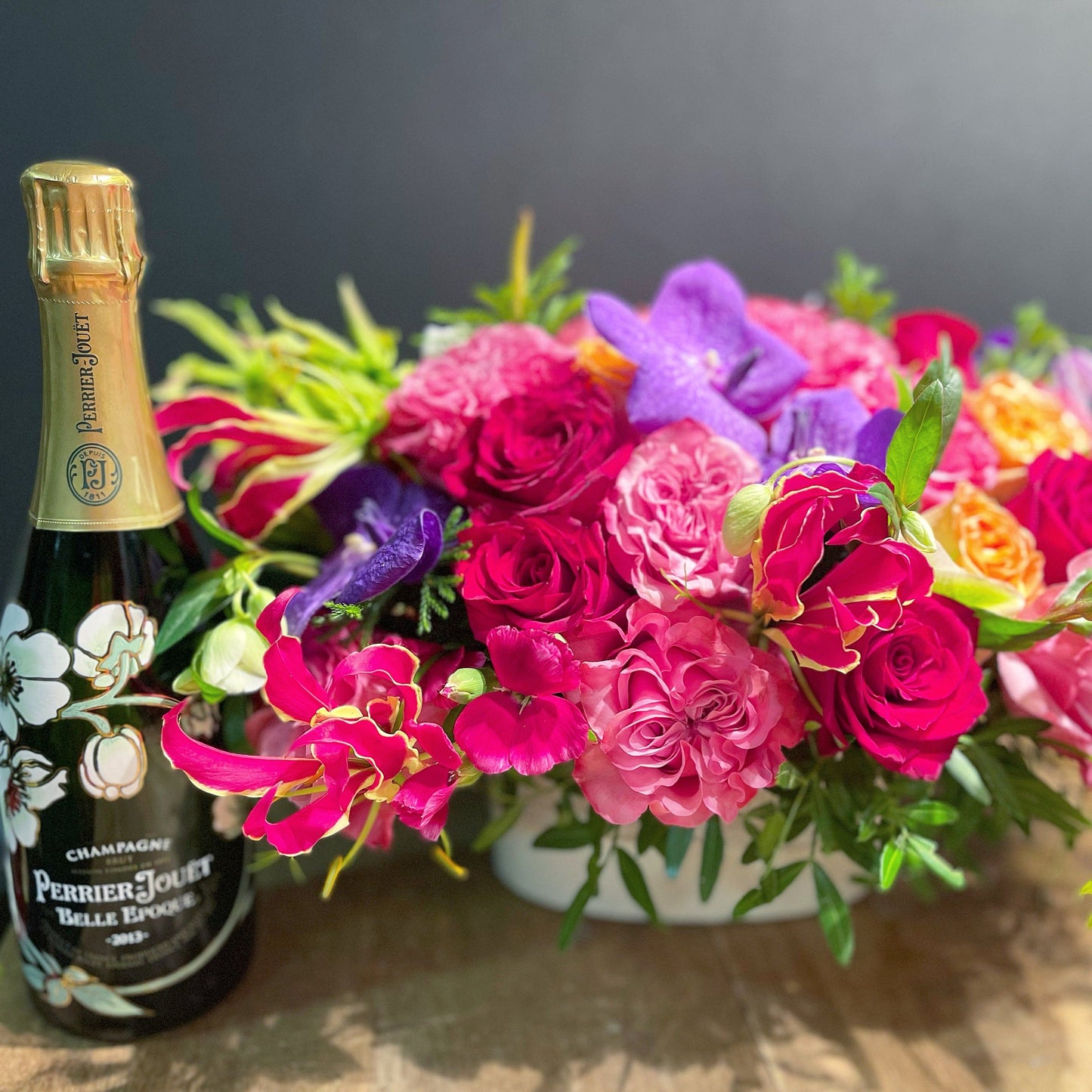 buy send order hamper perrier jouet